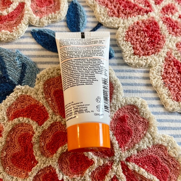 Mio - Picture 2 of 3